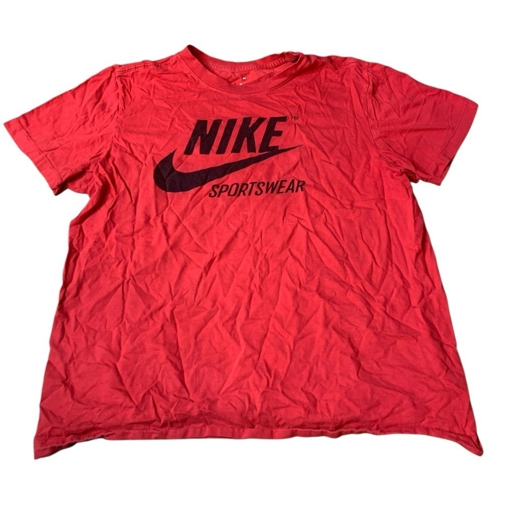 Vintage Y2K Nike Sportswear Big Swoosh Logo T-Shirt - Red/Black - MD